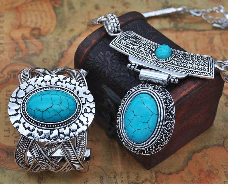 Vintage Ring Necklace Earrings Jewelry Bracelet Set