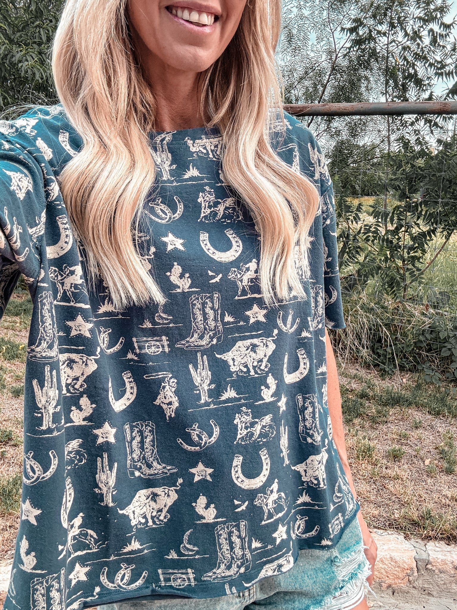 The Warrenton Western Top