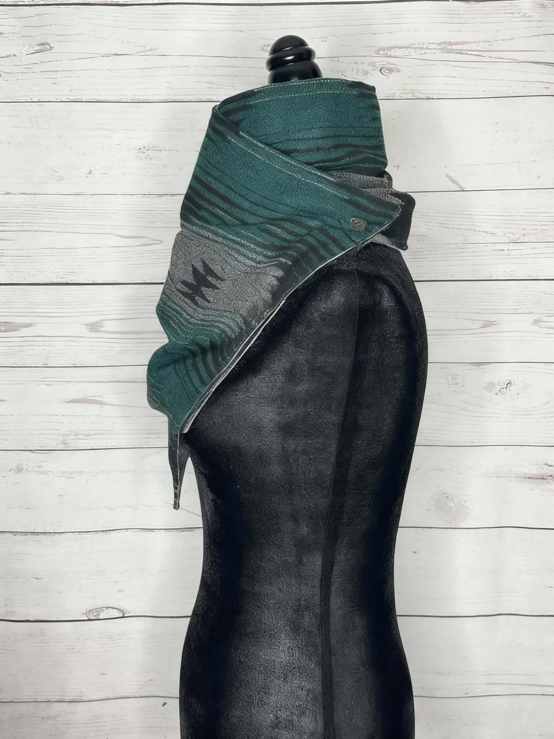 Sacramento Aztec Warm Neck Hood