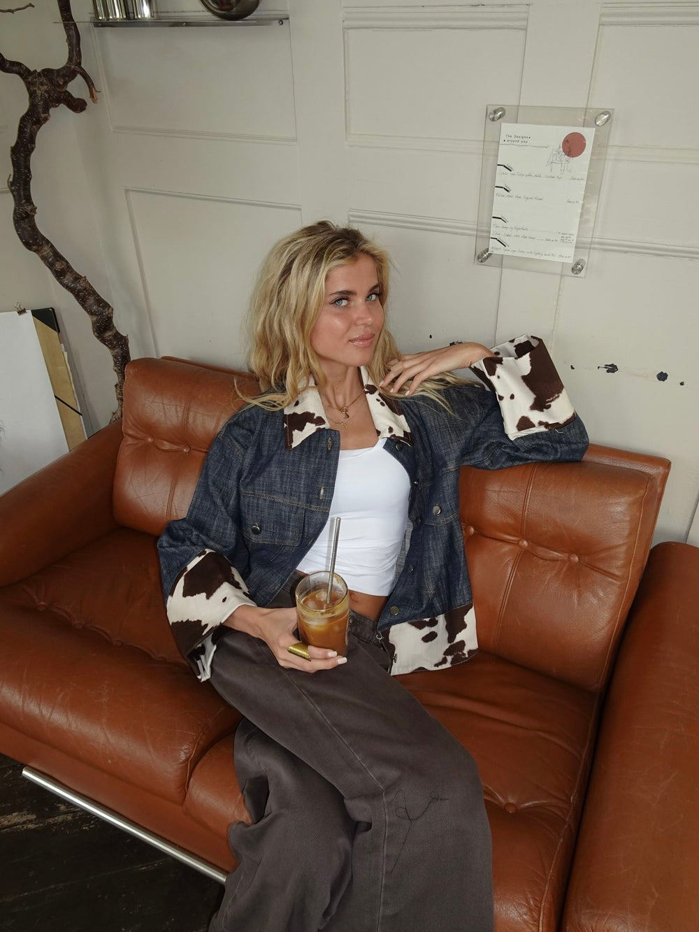 Suiva denim jacket with cow print – Blue/brown/white