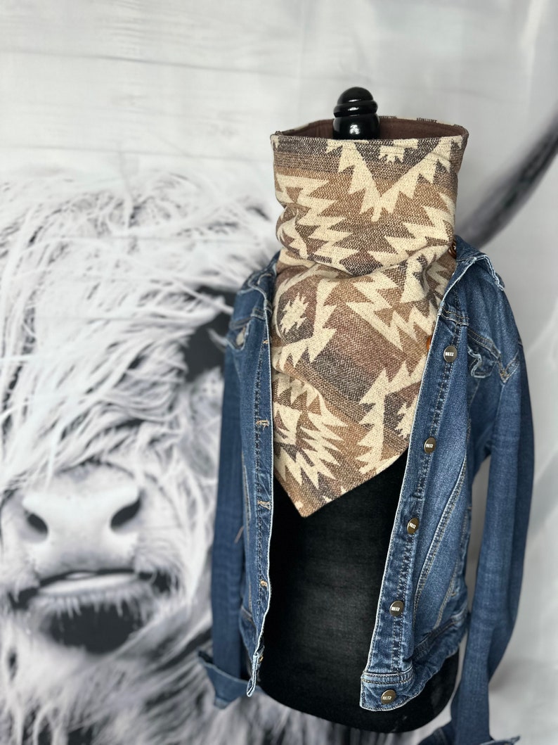 Harvest Western Aztec Warm Neck Hood