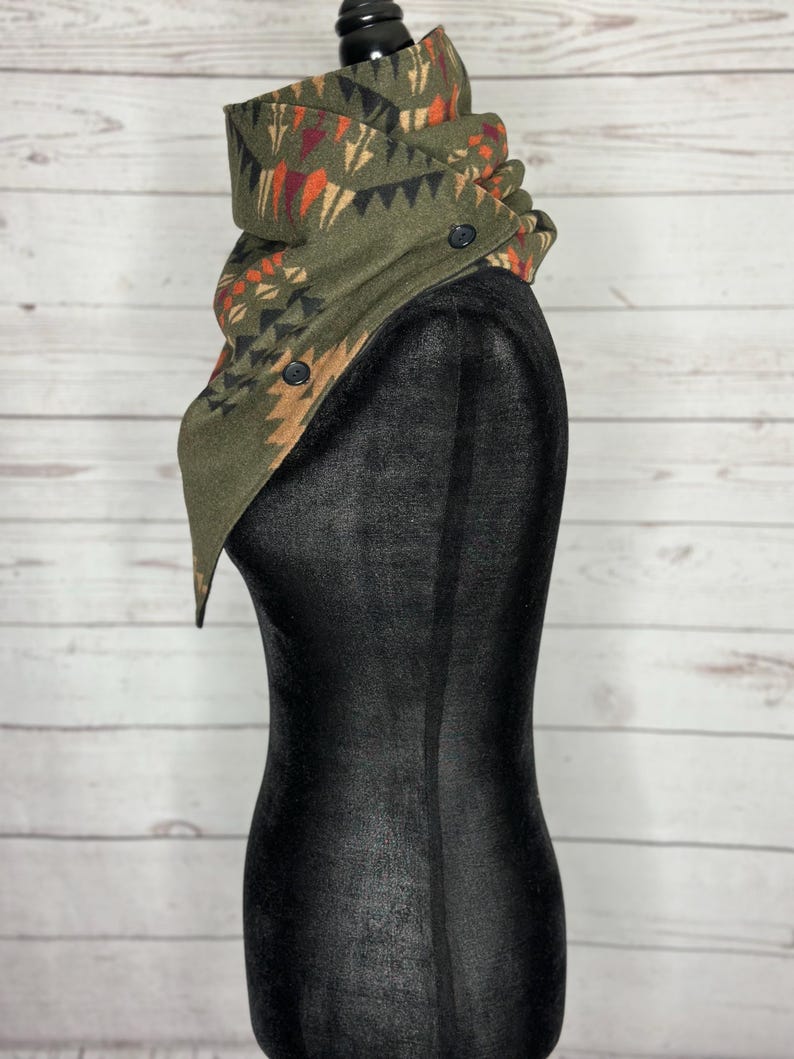 Pine Western Aztec Warm Neck Hood